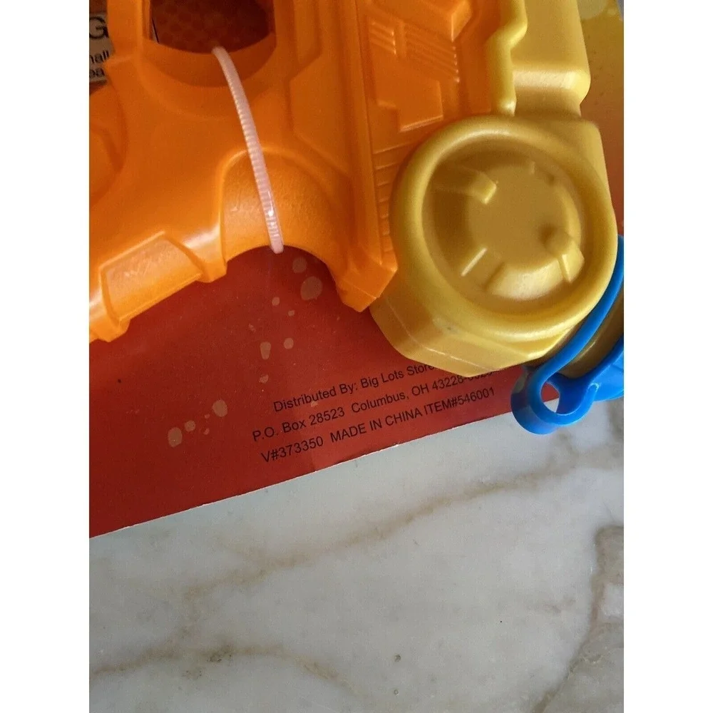Hot Shot Water Blaster Pump‎ Action Orange Green Water Gun Toy New 546001